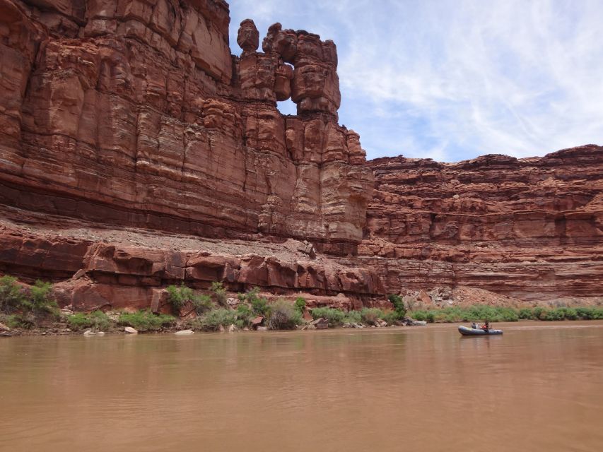 From Moab: Cataract Canyon Whitewater Rafting Experience - Overview of Cataract Canyon Rafting