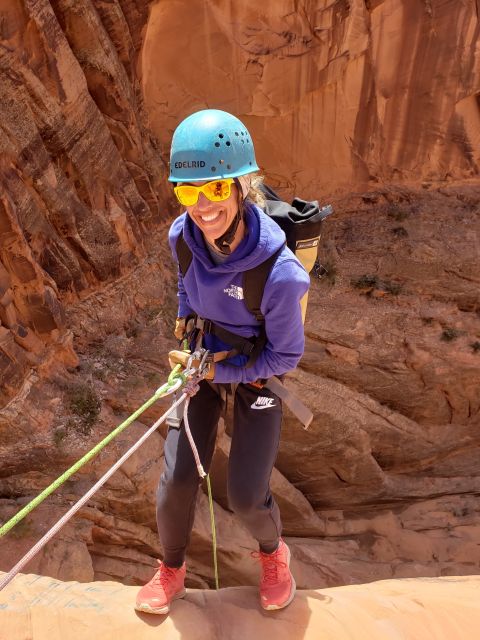 From Moab: Half Day Zig Zag Canyon Canyoneering Experience Overview Of The Canyoneering Tour