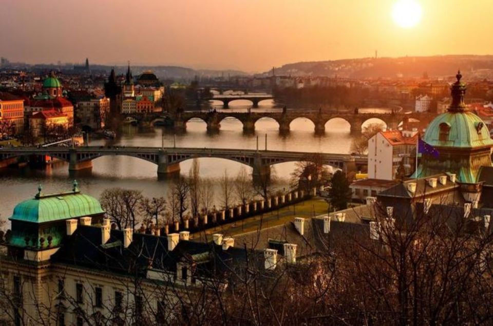 From Vienna: Prague Small Group Guided Day Tour - Tour Overview