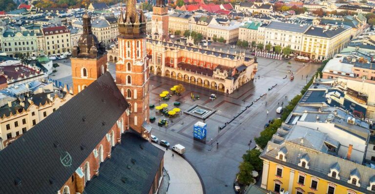 From Warsaw: Auschwitz And Krakow Low Cost Tour With Pickup Tour Overview