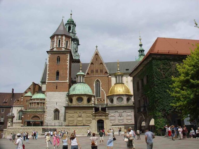 From Zakopane: Krakow Old Town Private Guided Day Trip Trip Overview