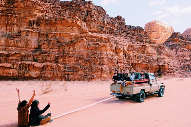 Full Day Jeep Tour In Wadi Rum (incl. Bedouin Picnic Lunch) Discovering Top Sights