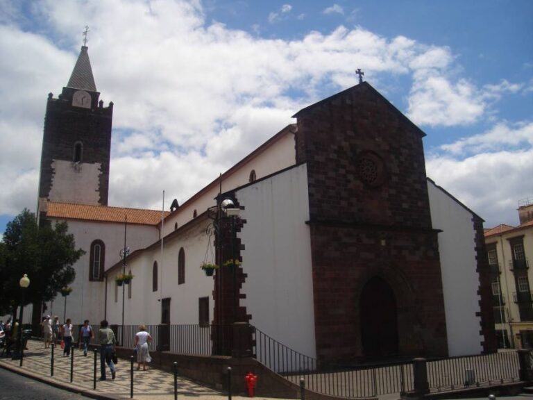 Funchal: Private Guided Walking Tour Tour Highlights