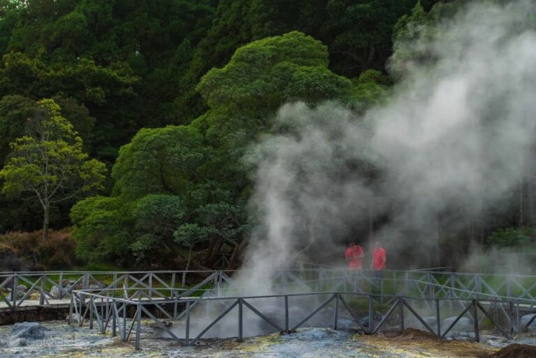 Furnas Magic Evening (dinner, Tea, Fumaroles, Included) Tour Details