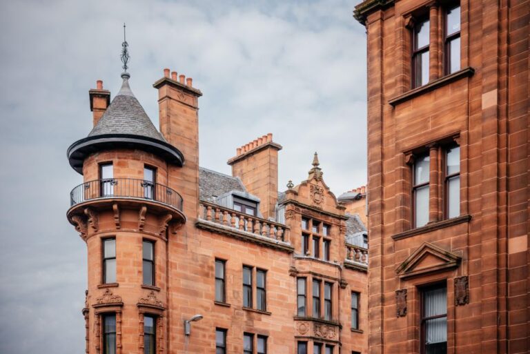 Glasgow: Capture The Most Photogenic Spots With A Local Explore Glasgows Iconic Landmarks