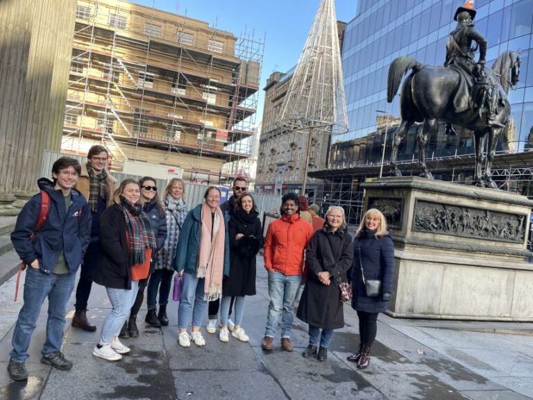 Glasgow: Private Historical Walking Tour Tour Overview