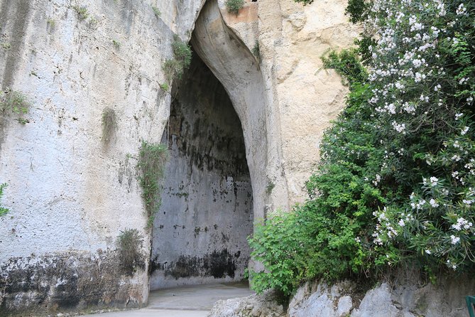 Group Guided Tour Of The Archaeological Park Of Neapolis Meeting And Pickup