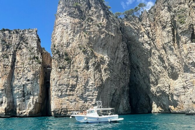 Guided Boat Excursion To Gaeta And Sperlonga Overview Of The Excursion