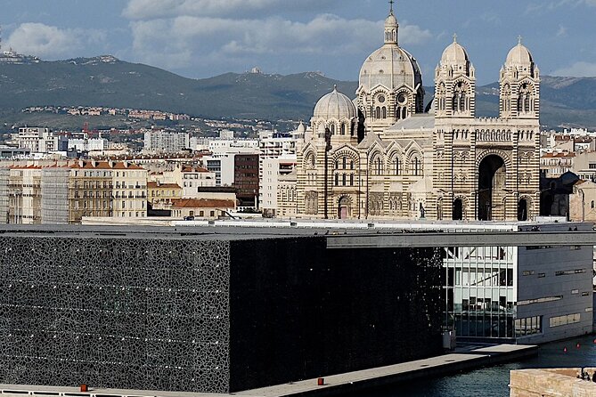 Guided Tour in Marseille: Vieux Port & Old City - Tour Overview