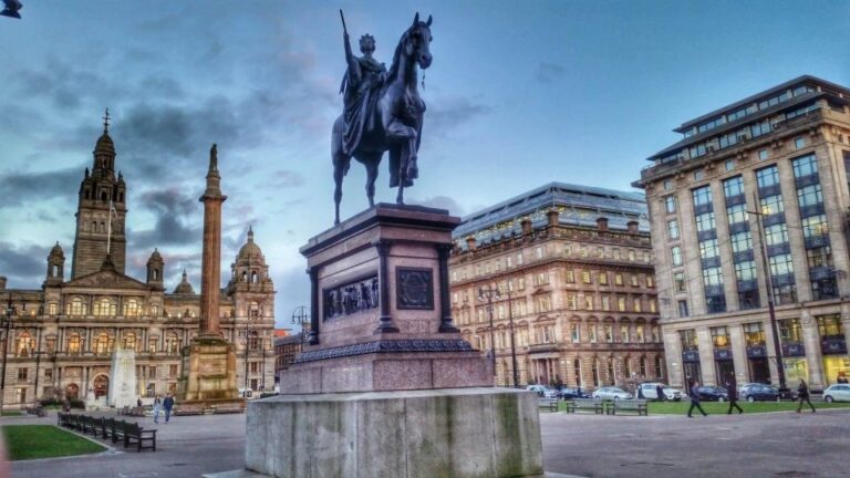 Guided Walking Tour Of Glasgow Tour Overview