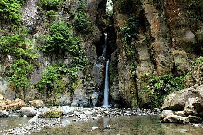 Half Day 4x4 Tour To Lagoa Do Fogo Tour Overview