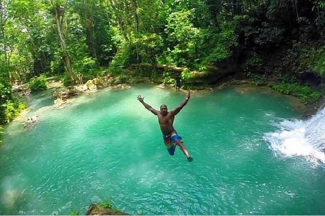 Half-Day Blue Hole and Secret Falls Tour From Runaway Bay - Location and Activity