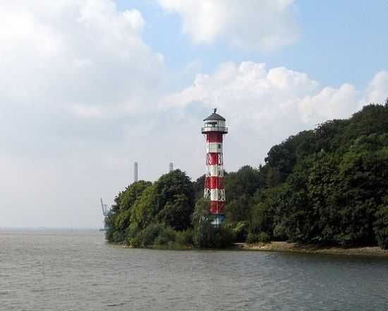 Hamburg: Tour Of Blankenese On The Banks Of The Elbe Tour Overview