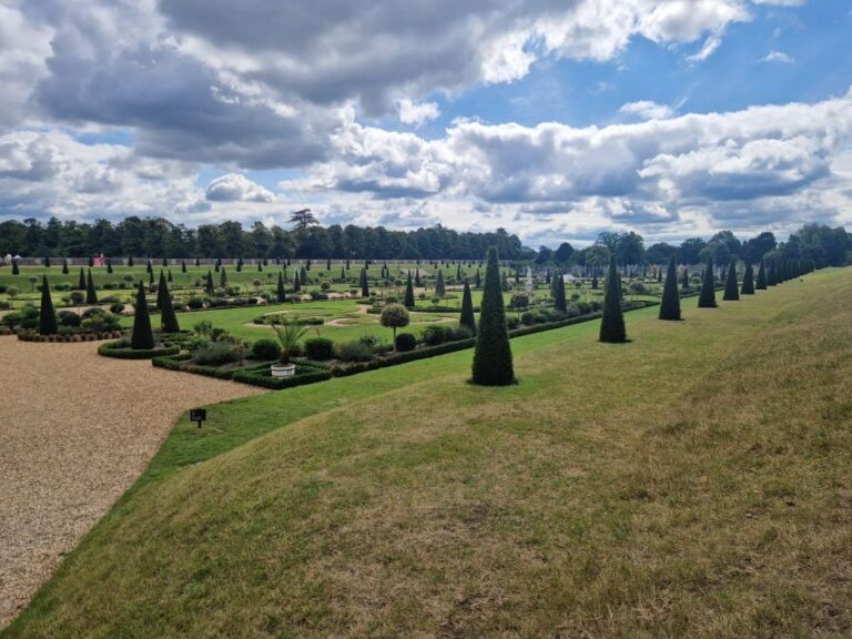 Hampton Court And Windsor Castle, A Right Royal Day Out. Tour Details