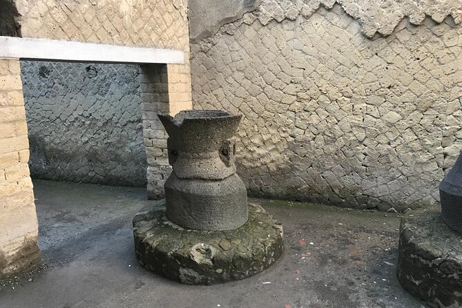 Herculaneum - Small Group Tour - Overview of Herculaneum Ruins