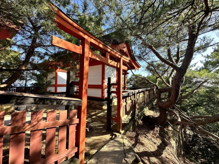 Hiroshima: Miyajima Half Day Historical Walking Tour Tour Overview