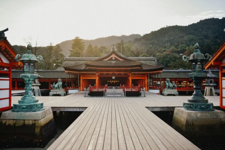 Hiroshima: Private Half Day Miyajima Tour Tour Overview