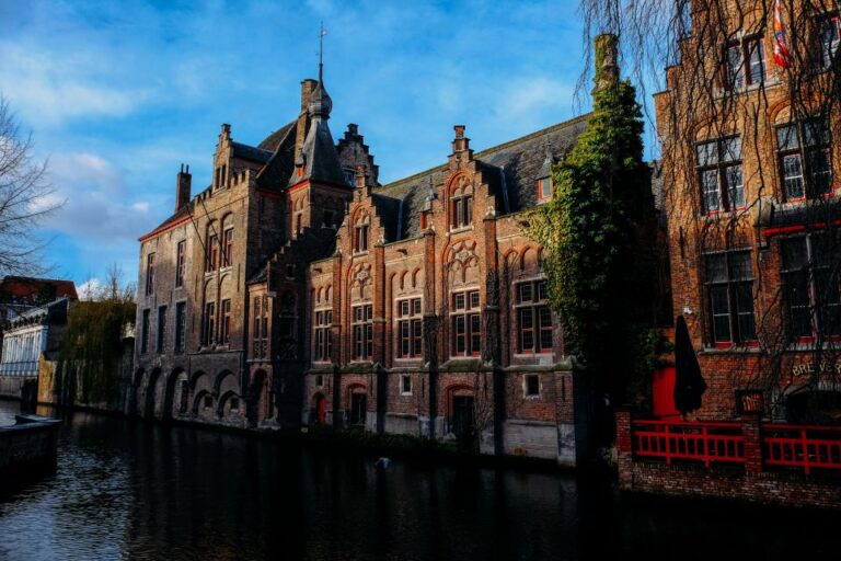 Incredible Bruges Walking Tour For Couples Tour Overview