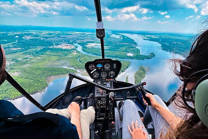 Initiation To Airplane And Helicopter Piloting In Gatineau Ottawa Overview Of Piloting Experiences