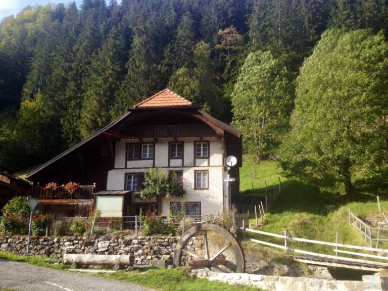 Interlaken: Cheese And Chocolate Full Day Food Tour Exploring Gruyère Cheese Factory