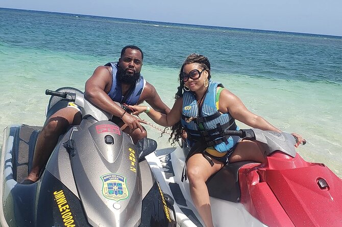 Jet Ski And Parasailing With Private Transportation From Negril Inclusions