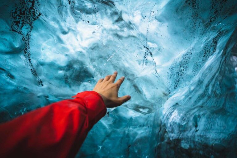 Jökulsárlón: Vatnajökull Glacier Ice Cave Guided Day Trip Exploring The Stunning Blue Ice Caves