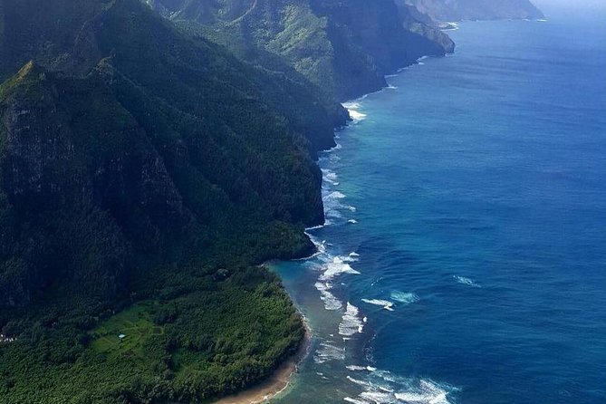 Kauai Deluxe Sightseeing Flight Overview And Highlights