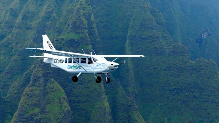 Kauai: Entire Kauai Air Tour With Window Seats Overview Of The Kauai Air Tour