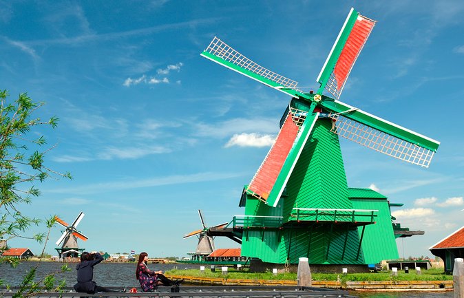 Keukenhof, Flower Fields, Volendam And Zaanse Schans Small Group Tour Itinerary Highlights