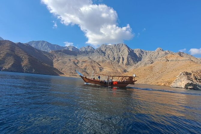 Khasab Musandam Half Day Dhow Cruise and Snorkeling Trip - Included Amenities