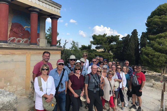 Knossos Palace Guided Walking Tour Excavation And Restoration