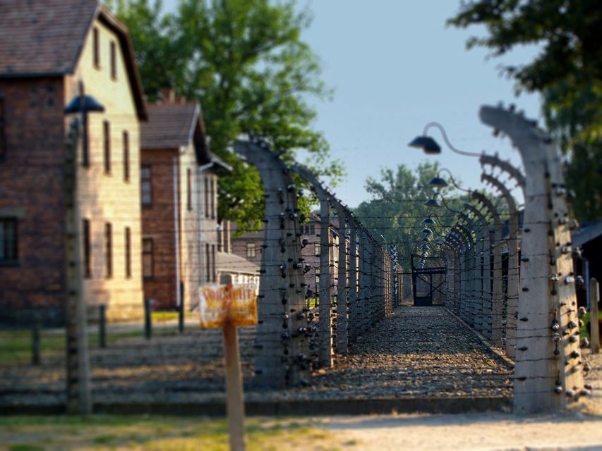 Krakow: Auschwitz Birkenau Museum Guided Tour With Pickup - Tour Overview