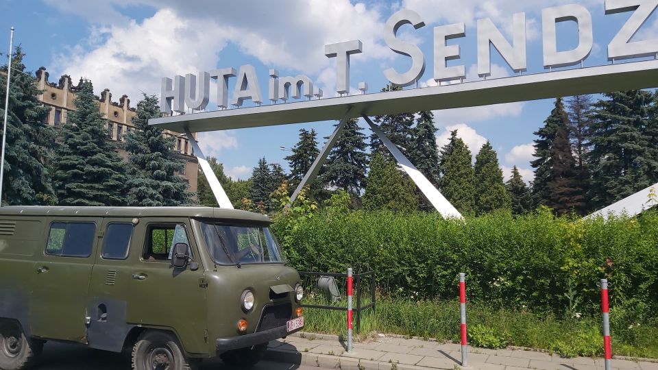 Krakow: Guided Tour to Nowa Huta on Commie Retro Van - Tour Overview and Pricing