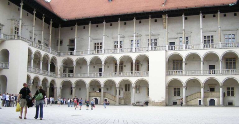 Krakow: Wawel Castle Guided Tour Tour Overview