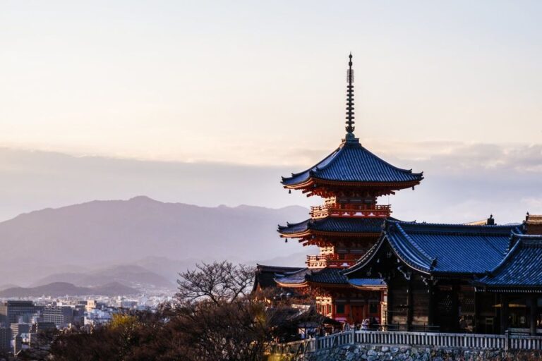 Kyoto: Historic Higashiyama Walking Tour Tour Overview And Details