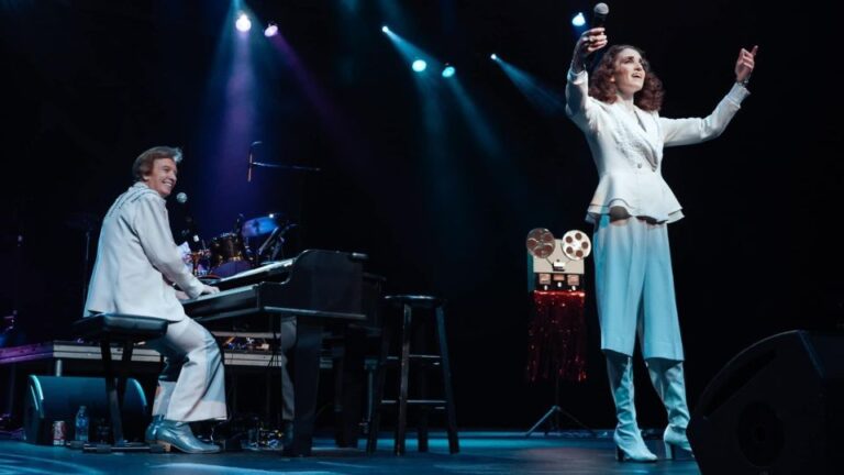 Las Vegas: Carpenters Legacy Show At Planet Hollywood Resort Show Overview