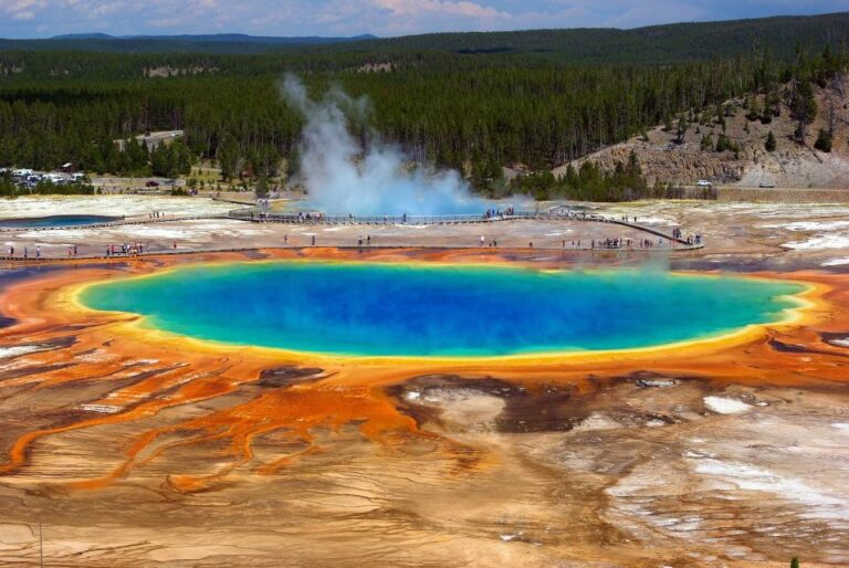 Lax 6 Day Tour Unique Yellowstone National Park Experience Tour Details And Pricing