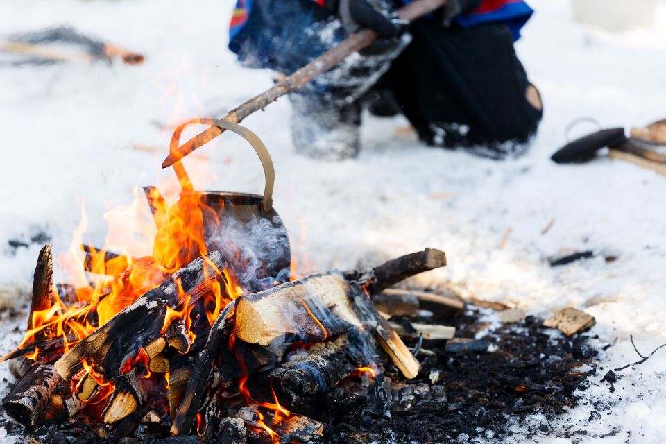 Levi: Ice Fishing by Snowmobile - Discovering the Frozen Lake