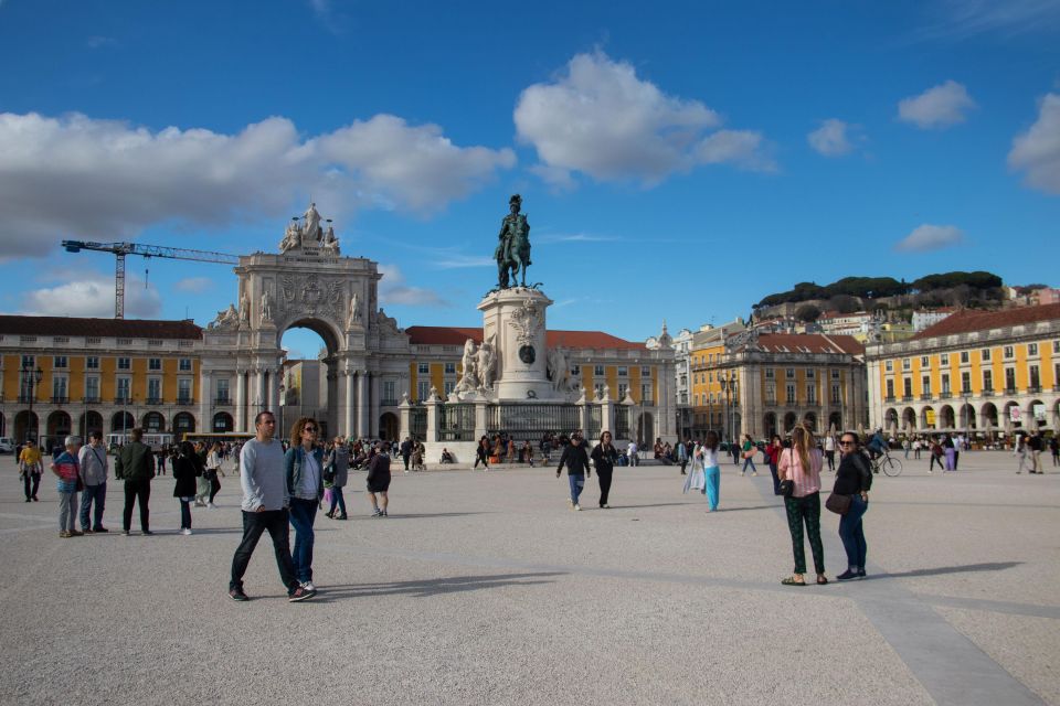 Lisbon Airport Pickup and Dropoff - Service Overview