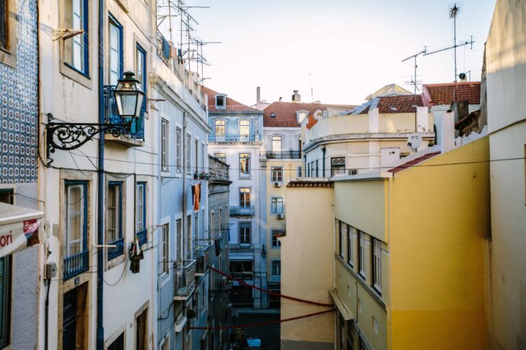 Lisbon: Alfama Walking Tour Tour Overview