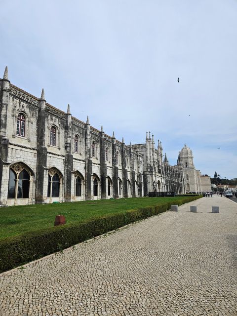 Lisbon Deluxe From The Heights 100% Private Full Day Scenic Vantage Points