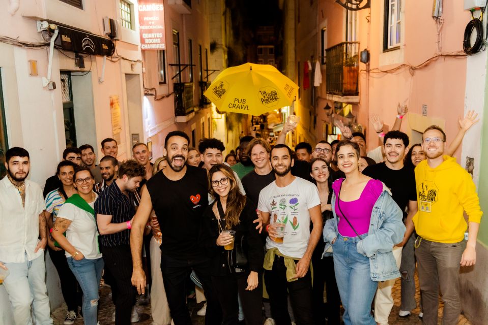 Lisbon Legendary Pubcrawl: 1h OpenBar, Shots, VIP Club Entry - Overview of Lisbon Legendary Pubcrawl