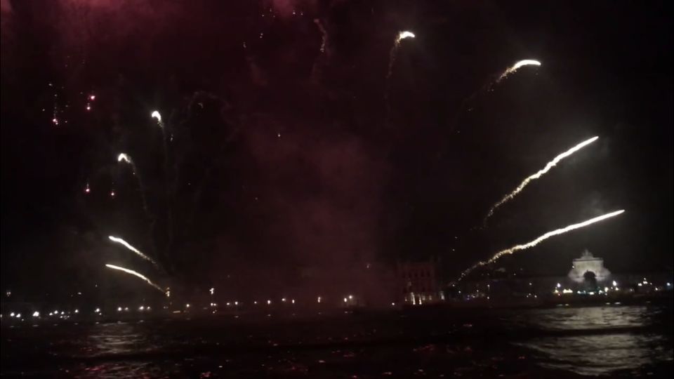 Lisbon: New Years Eve Fireworks Sail Boat Tour - Tour Overview