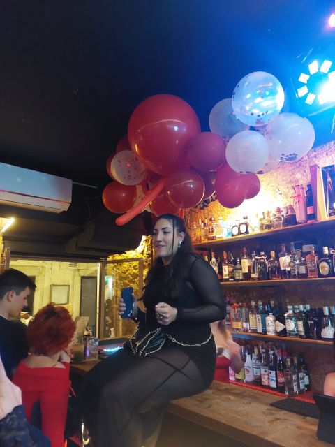 Lisbon Pub Crawl: 1h Of Open Bar, Shots And Vip Club Entry Overview Of The Experience