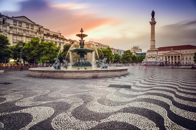 Lisbon Small Group Tour With Dinner & Fado Music Included In The Tour