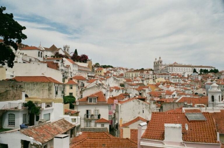 Lisbon Tuk Tuk Guided Tour Tour Overview