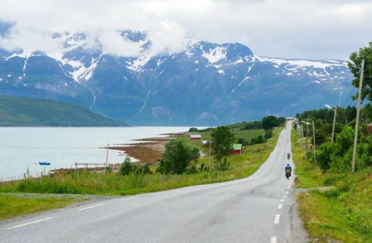 Lofoten Islands: Road Bike Scenic Tour Tour Overview