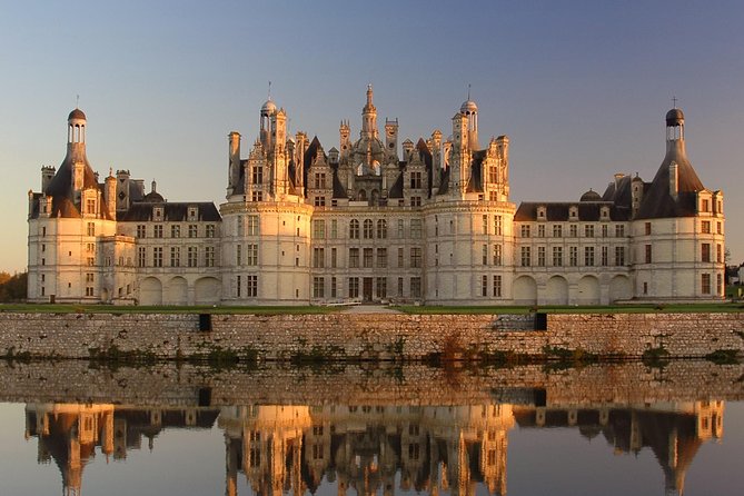 Loire Valley Wines and Castle Small Group Day Trip From Paris - Overview of the Tour