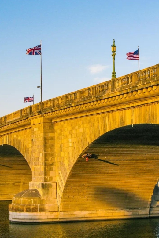 London : Digital Audio Guides For Big Ben And London Bridge Captivating Stories Of Big Ben