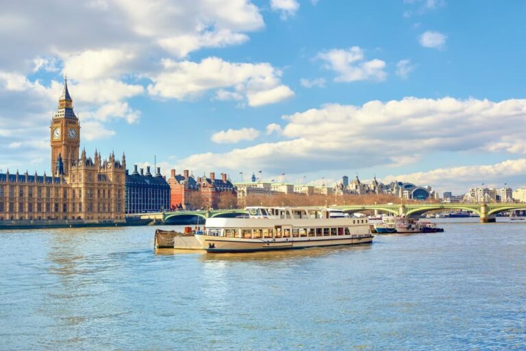 London: Full Day Sightseeing Bus Tour With River Cruise Tour Overview